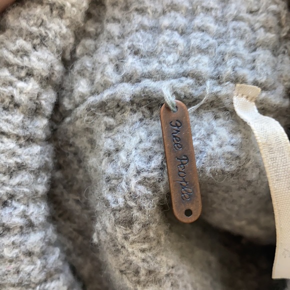 Free people grey sweater - Picture 4 of 4